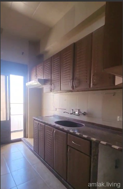 🟢للبيع 🔹طابق رابع فني 🔹مصعد شغال