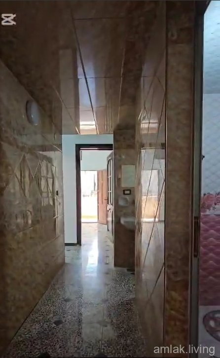 لمحبي المساحات الواسعة شقة أربع غرف ومنافع طابق تالت للبيع