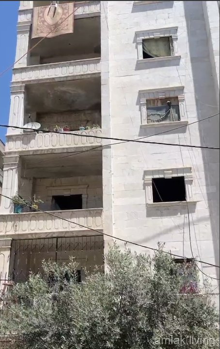 بسم الله الرحمن الرحيم 🔴للبيع عدد الغرف : 6 على العضم الطابق : ثاني المنطقة : جامع الابرار ، حديقة الجلاء