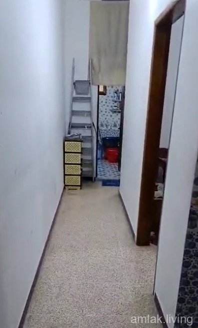 بيت للبيع اول برنده ثلاث غرف ومنافع غربي