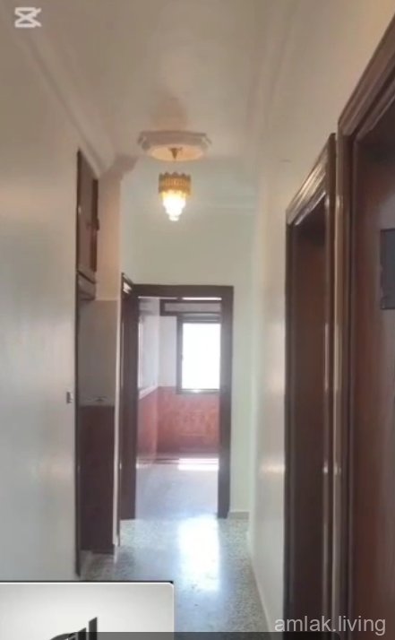 للبيع منزل طابق تالت فني  اربع غرف بالضبيط