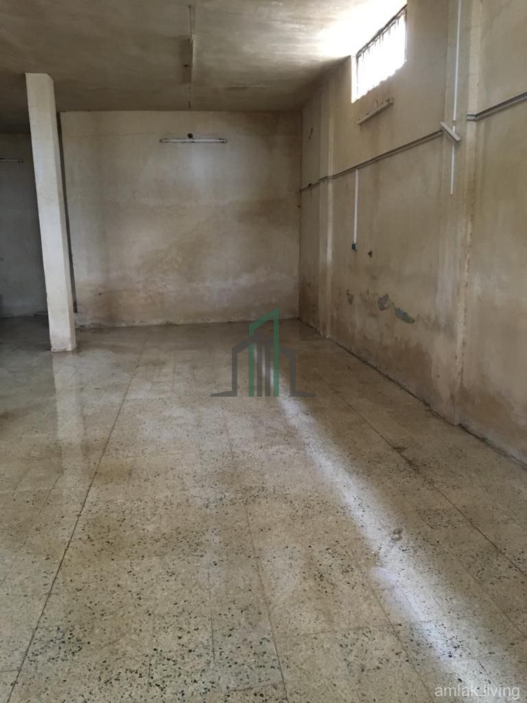 للبيع معمل في السبينة