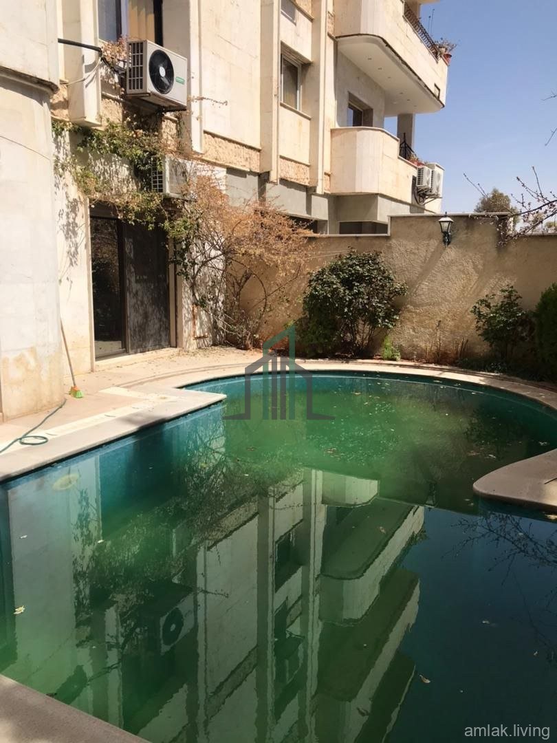 للبع شقة في قرى الشام