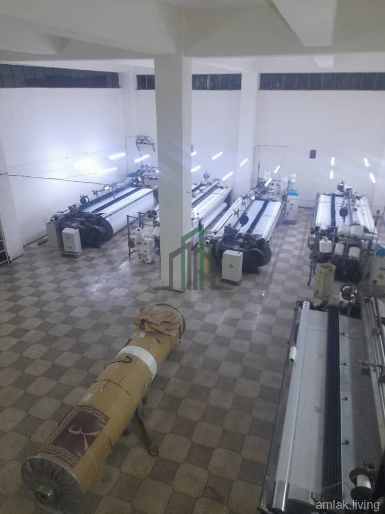 صالة صناعية في الشيخ نجار للبيع