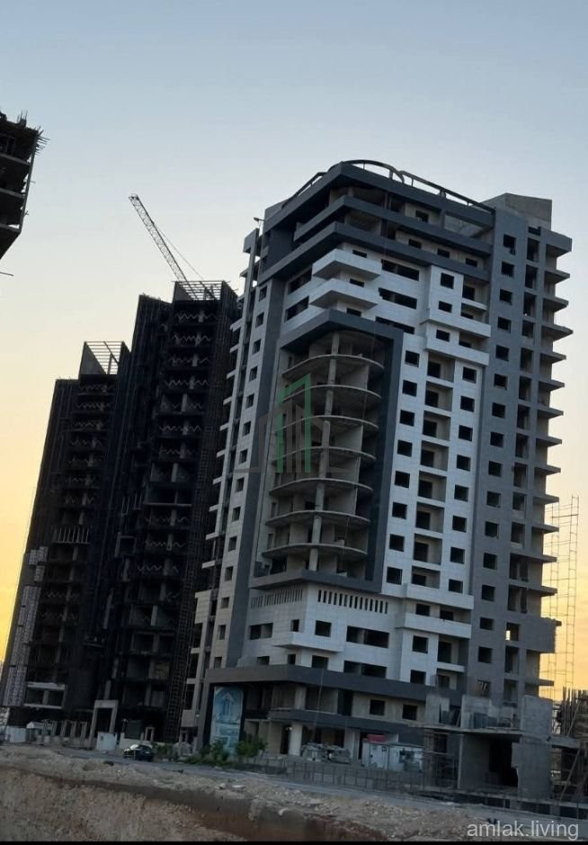 شقة في الماروتا سيتي للبيع