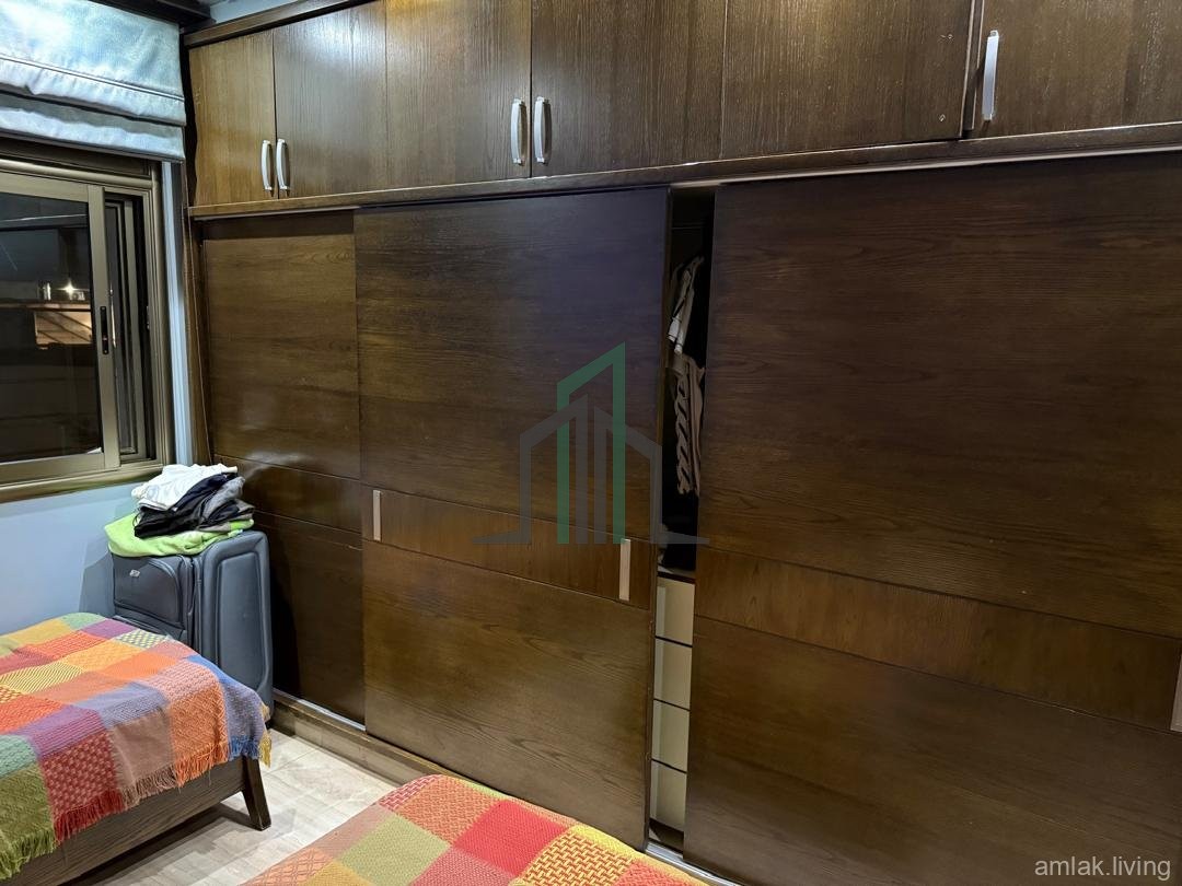 شقتين بمجموع مساحة 360م مع الفرش في كورنيش الميدان للبيع