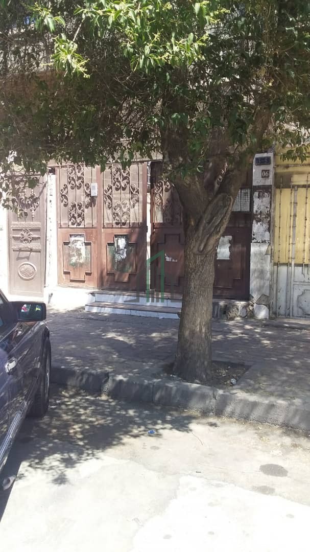 للبيع شقة غرفتين وصالون ببيلا مفرق بيت سحم العرض (580)