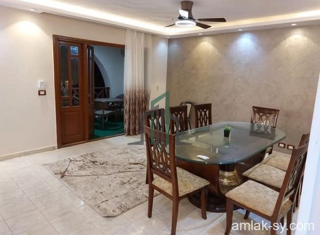 شقة 3غرف و3صالونات في المزة فيلات للبيع