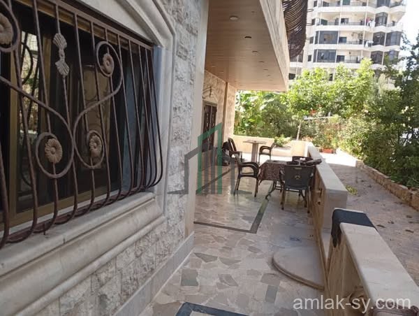 شقة أرضية 150م مع جنينة 850م في المشروع التاسع للبيع