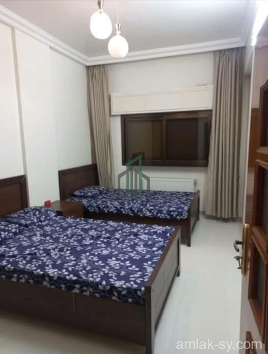 شقة دوبلكس 200م على اتوستراد المزة للبيع