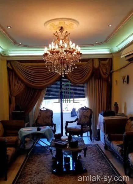 شقة 140م على طريق الحرش الرئيسي بسعر منطقي جدا للبيع