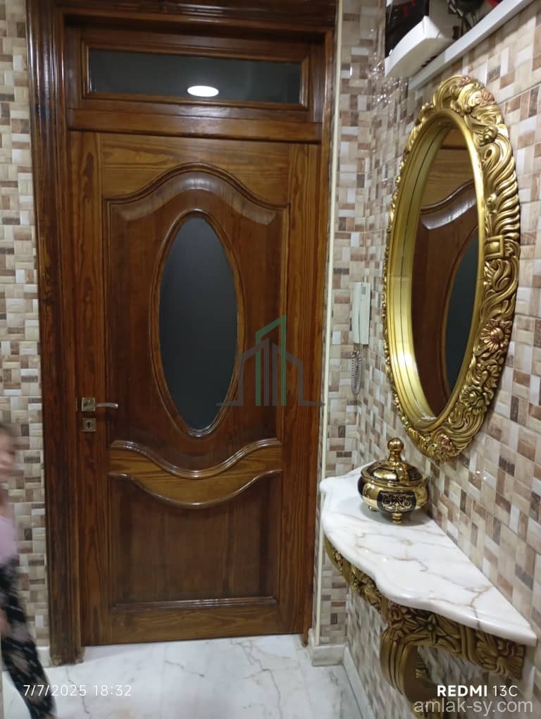 شقة 100م مع العفش بالميسات للبيع