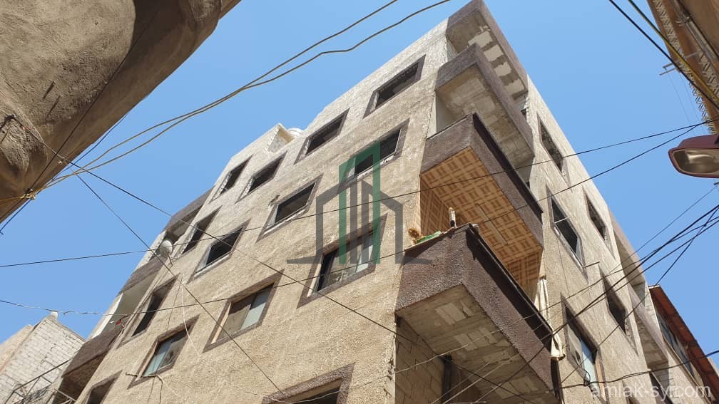 3 شقق بلاطة وحدة بمجموع 204م في ببيلا للبيع (749)