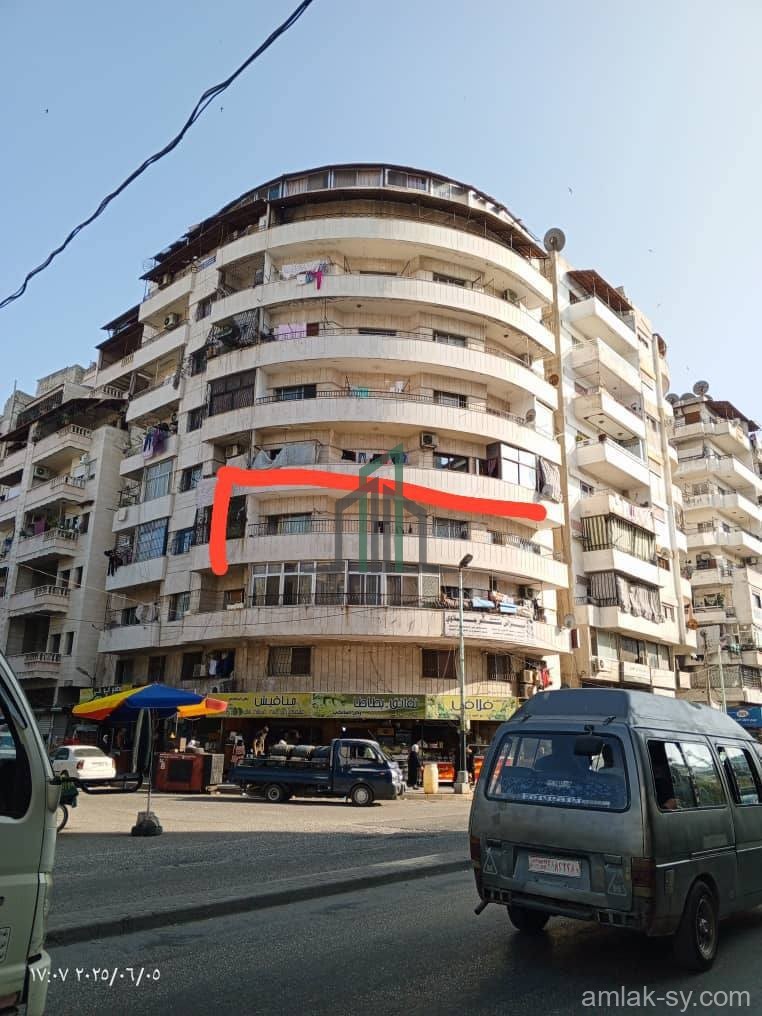 شقة 140م قرب قوس النصر للبيع