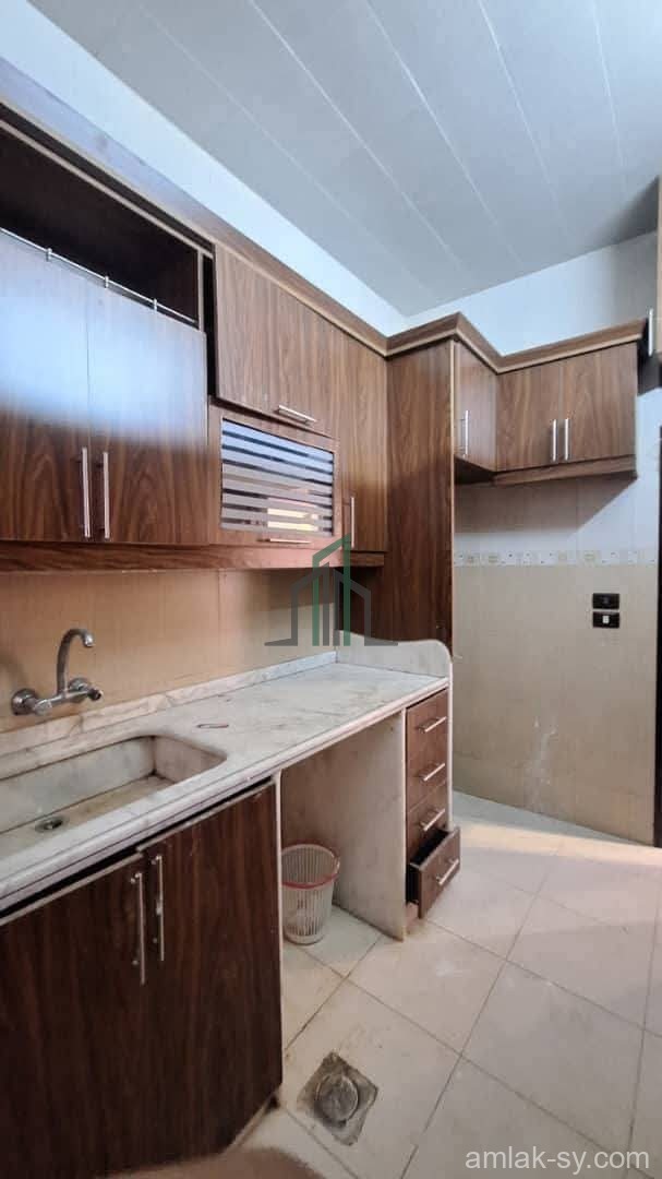 شقة 100 م للبيع قبلية مفتوحة ببيت سحم مدخل المطار دخلة جامع الحرمين