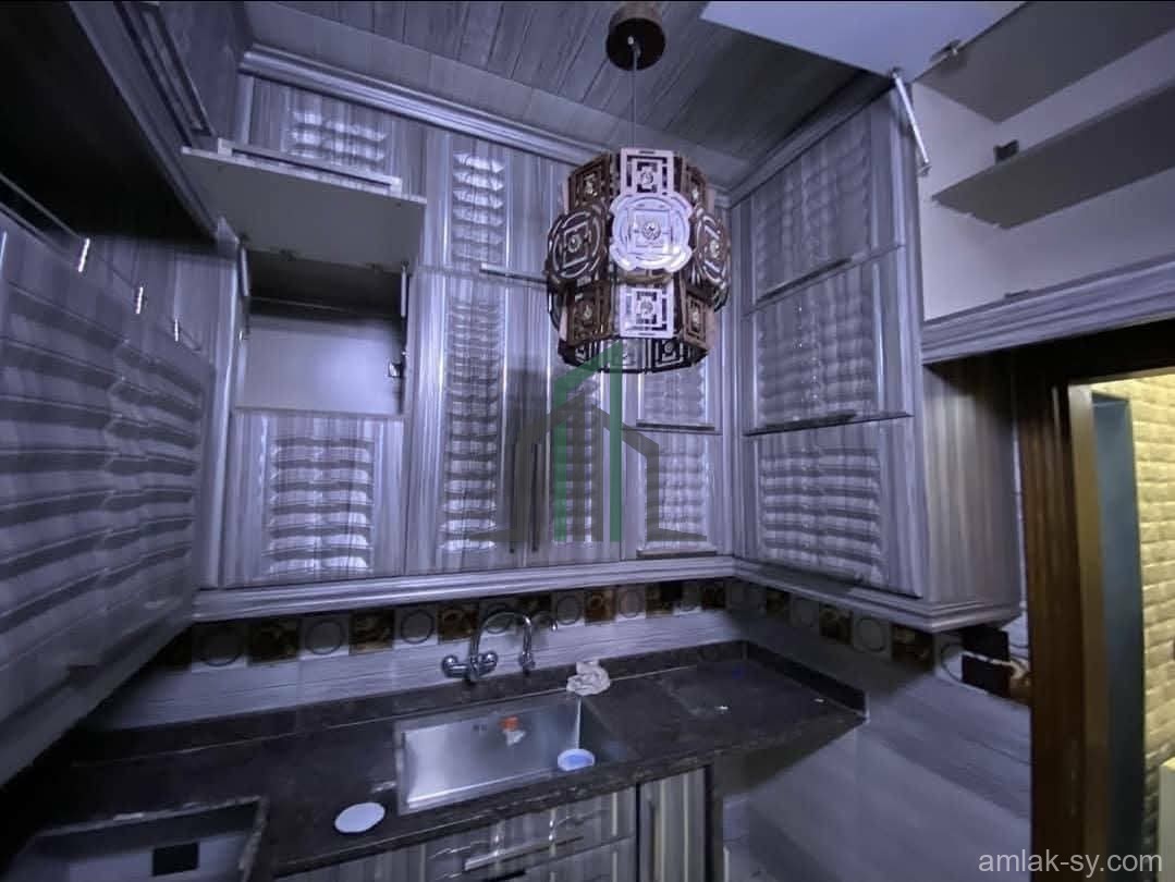 شقة للبيع 80 م قبلية ضمن مساكن برزة مقابل كلية الشرطة