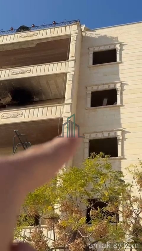 شقة 200م شرقي جامع الرجمن في وادي النسيم للبيع