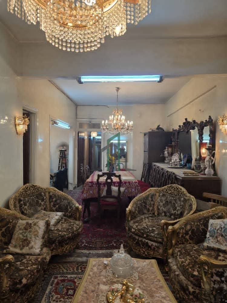 شقة للبيع 150 م قبلية شرقية - دمشق المزرعة بالقرب من جامع الإيمان