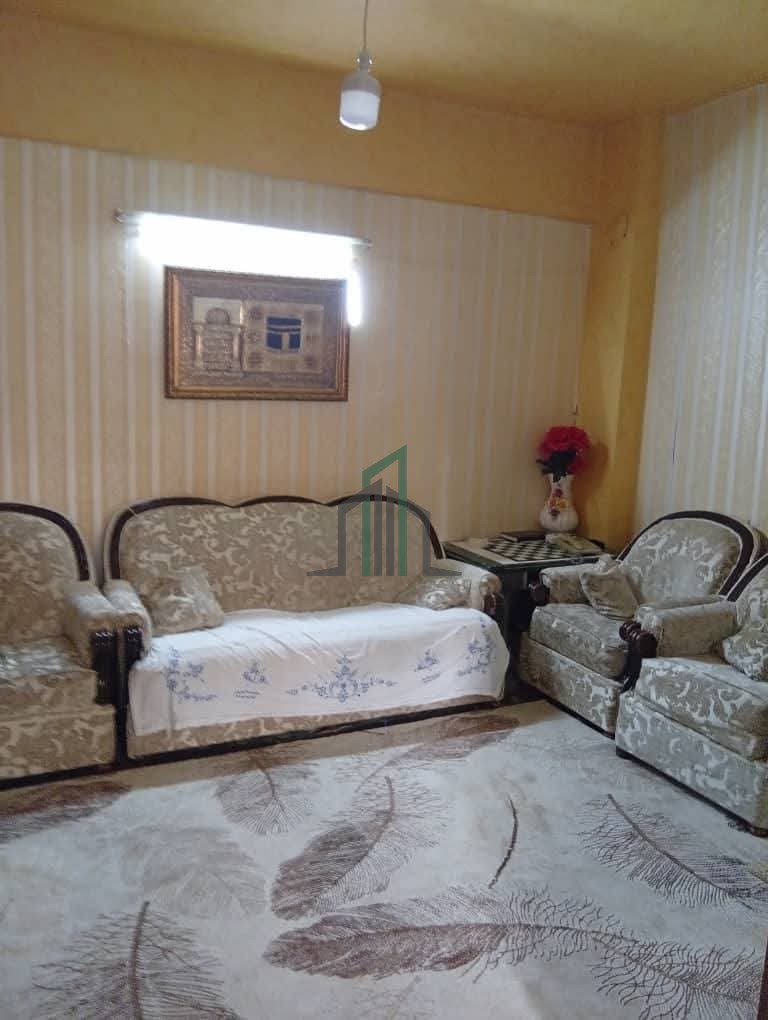 شقة للبيع 105 م غربية - دمشق-اتستراد المزة