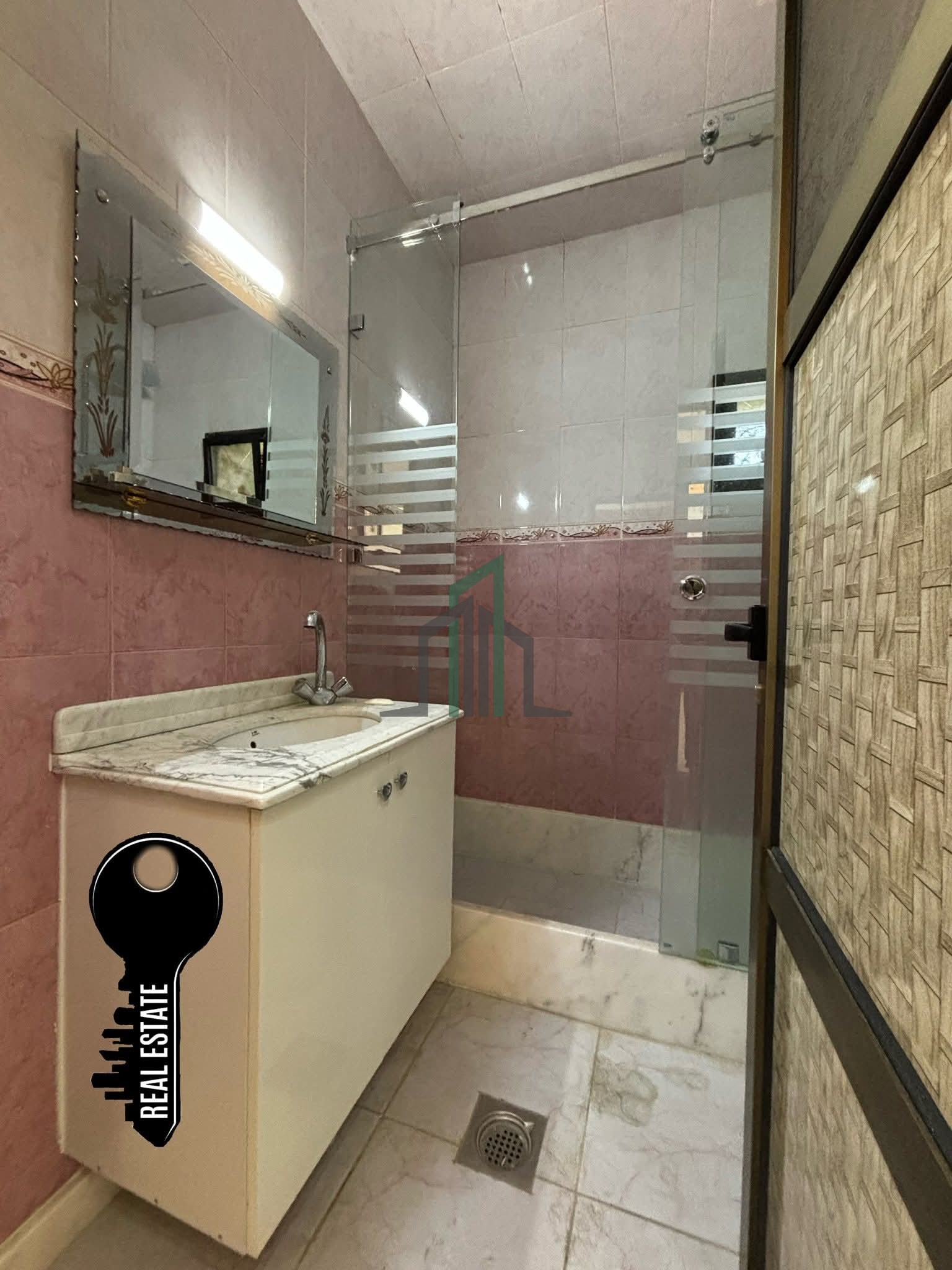 شقة للبيع 115 م مع قبو 16 م - ريف دمشق- ضاحية قدسيا الشارع العام ملاصقة للموقف