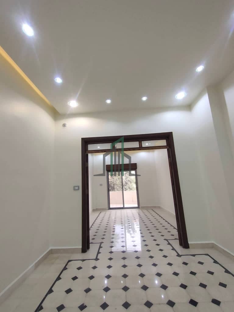 شقة للبيع 140 م - دمشق- ساحة شمدين نزلة الميسات