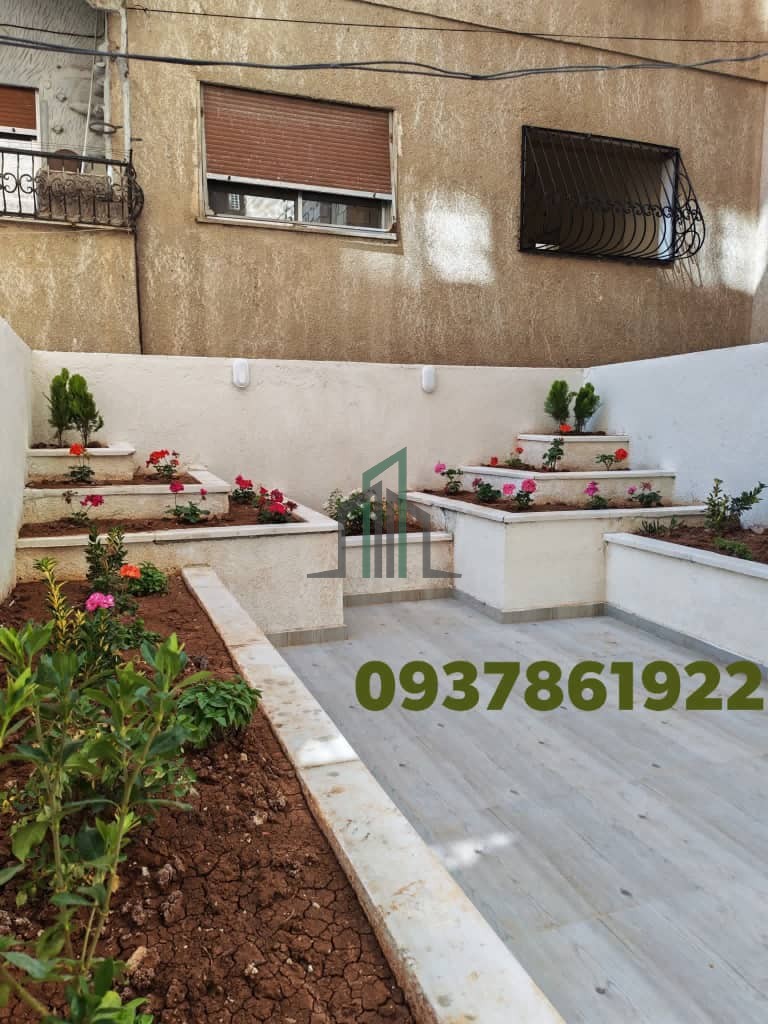 شقة ارضية للبيع مع حديقة ـ ريف دمشق ـ قدسيا ـ شارع الروضة
